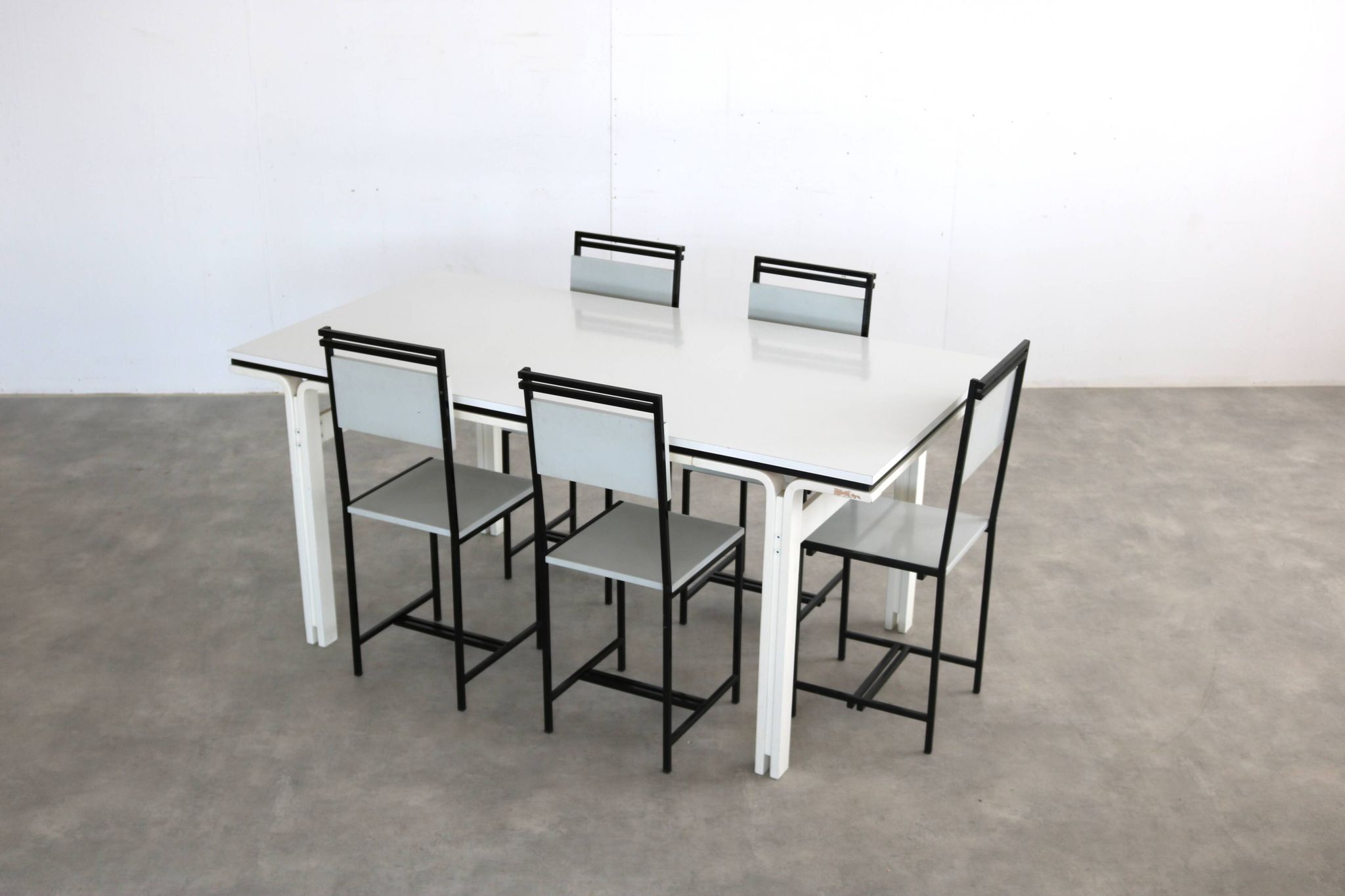 5 chaises de salle à manger, années 1960