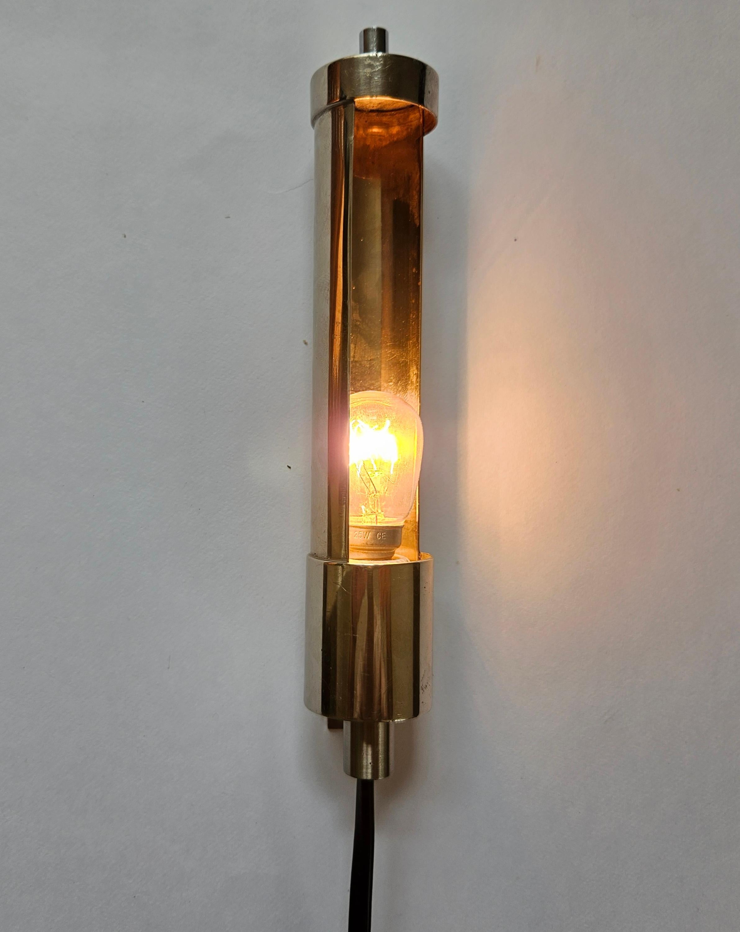 Lampe murale Bauhaus Art Déco en chrome rare, Allemagne, années 1940.