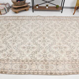 Bordered vintage rug, 218x326cm