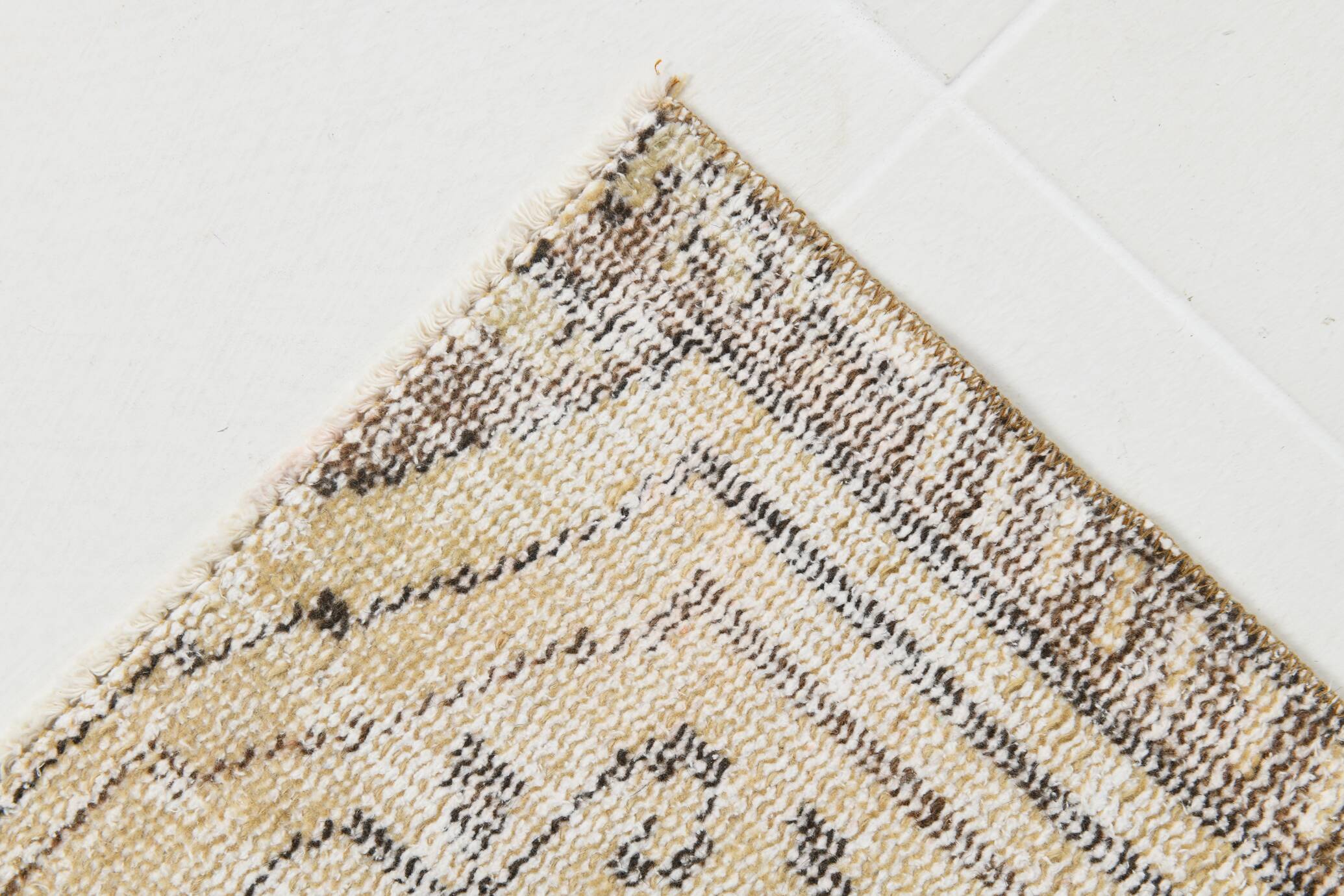 5x8 Pale Yellow Handmade Wool Soft Turkish Rug, 159x238Cm SK 5244