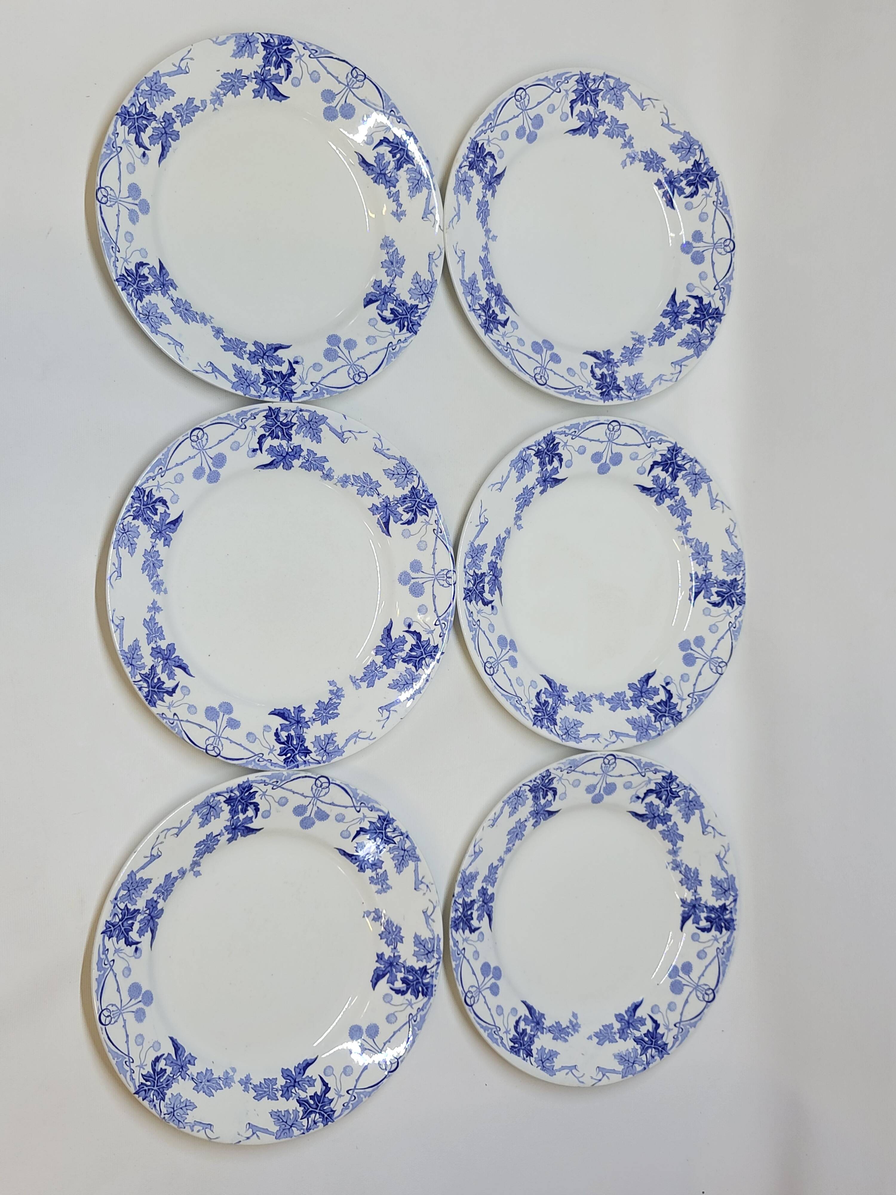 6 Small Flat Plates KG Lunéville Model Lautrec Art Nouveau Decor