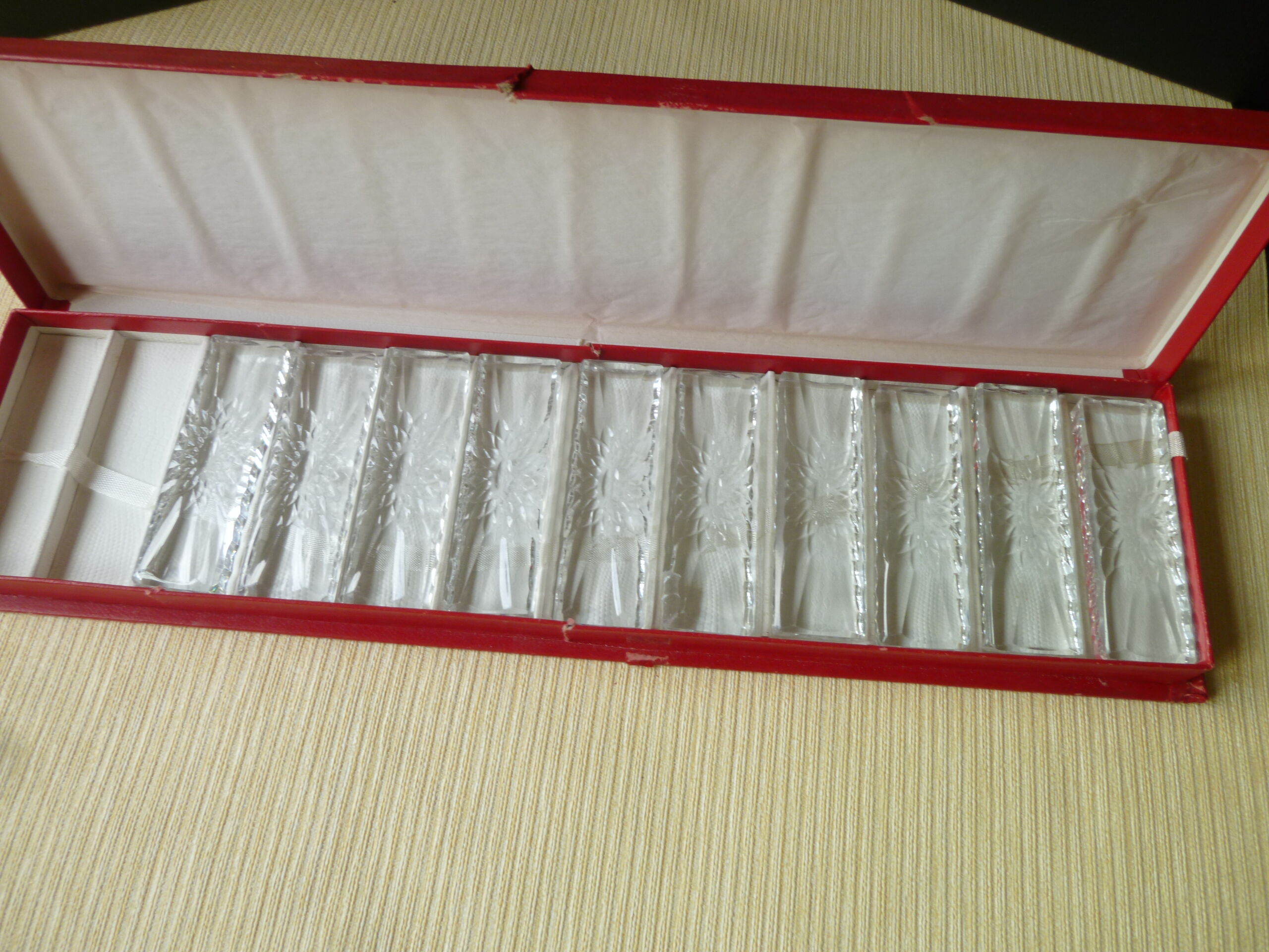 Coffret de 10 porte couteaux en cristal Val Saint Lambert