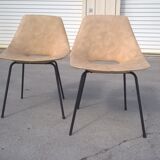 Paire de chaises par Pierre Guariche