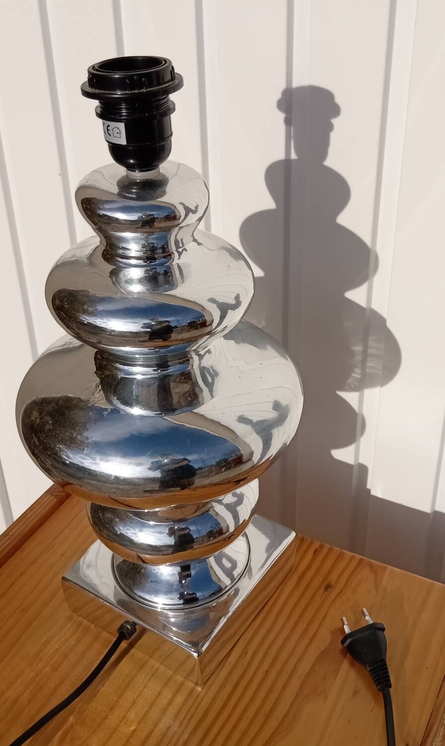 Chrome lamp
