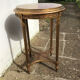 Gueridon table