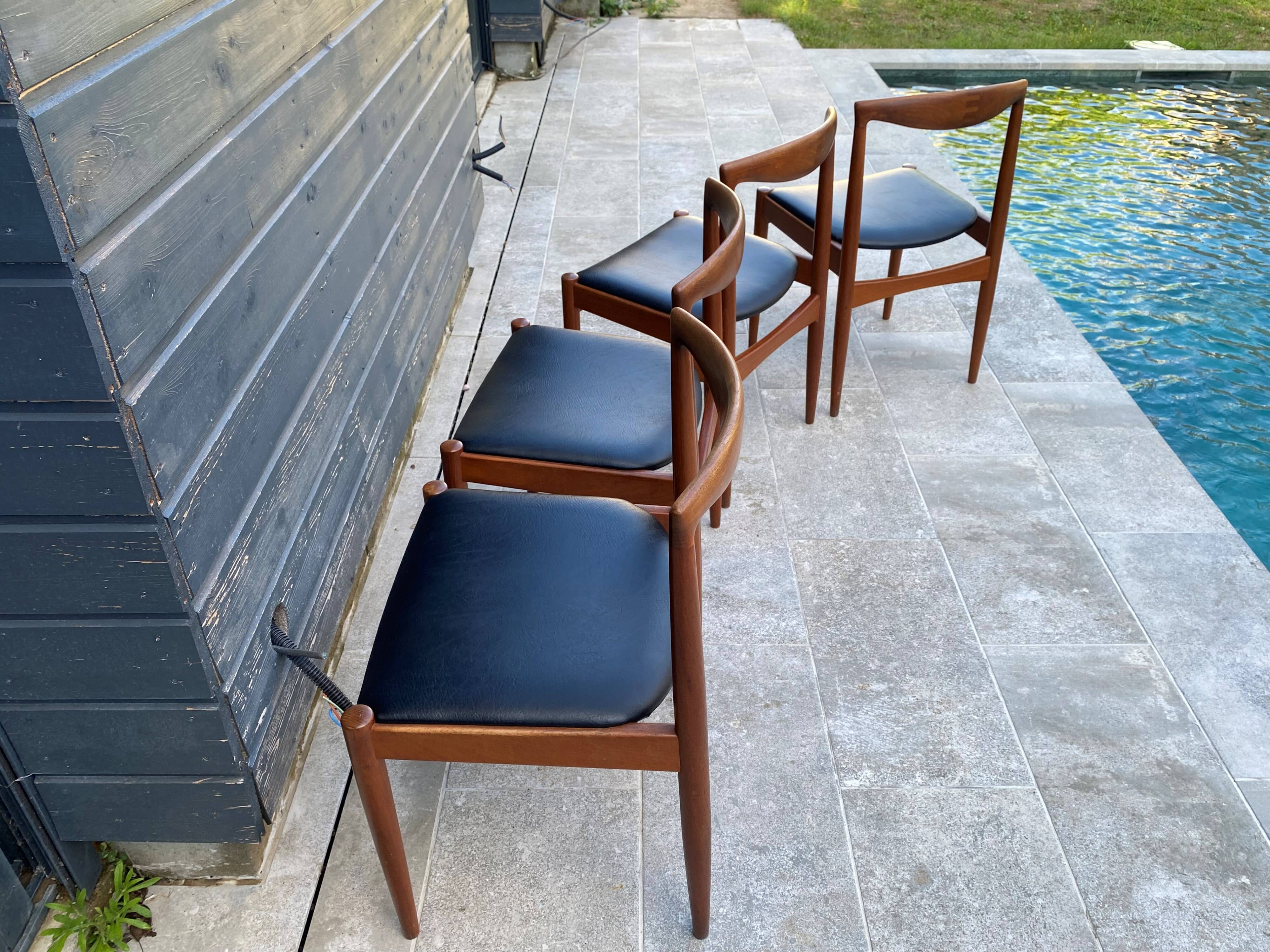 Set of 4 Scandinavian chairs by Johannes Andersen, Vamo Sonderborg, teak and imitation leather, 1960