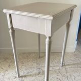 Table de chevet ancienne beige patiné