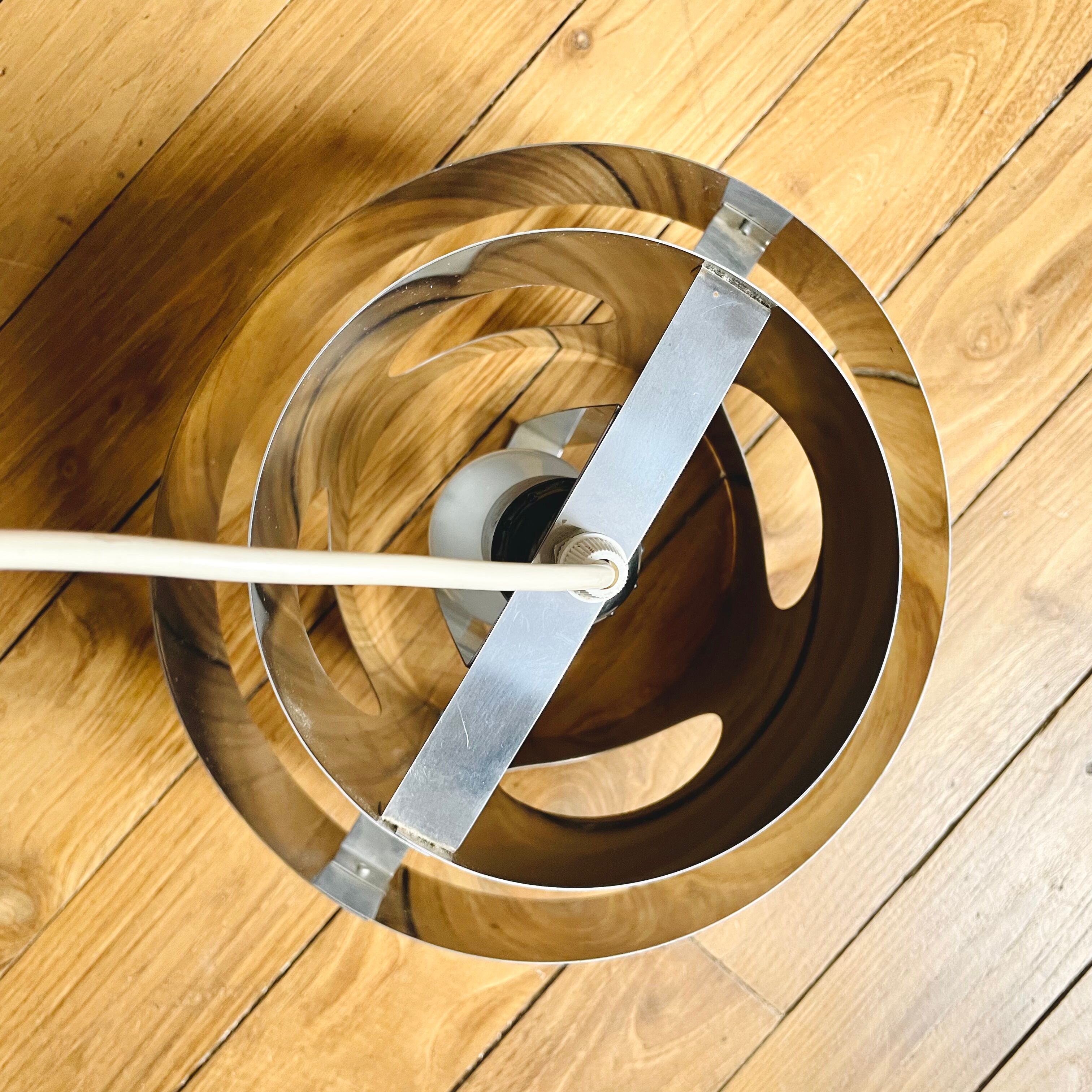 Space age adjustable pendant lamp