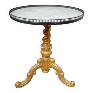 gueridon en bois doré