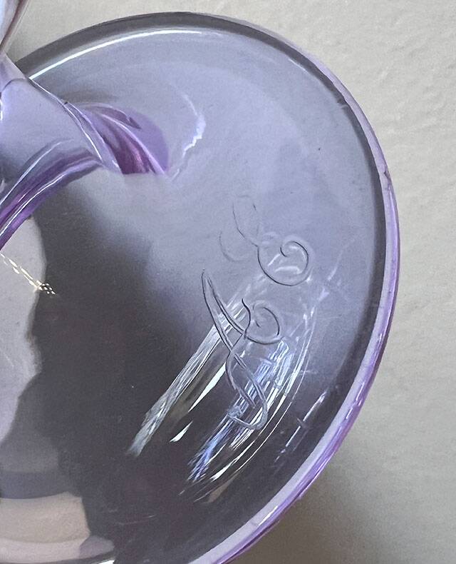 Set of 6 purple footed champagne glasses