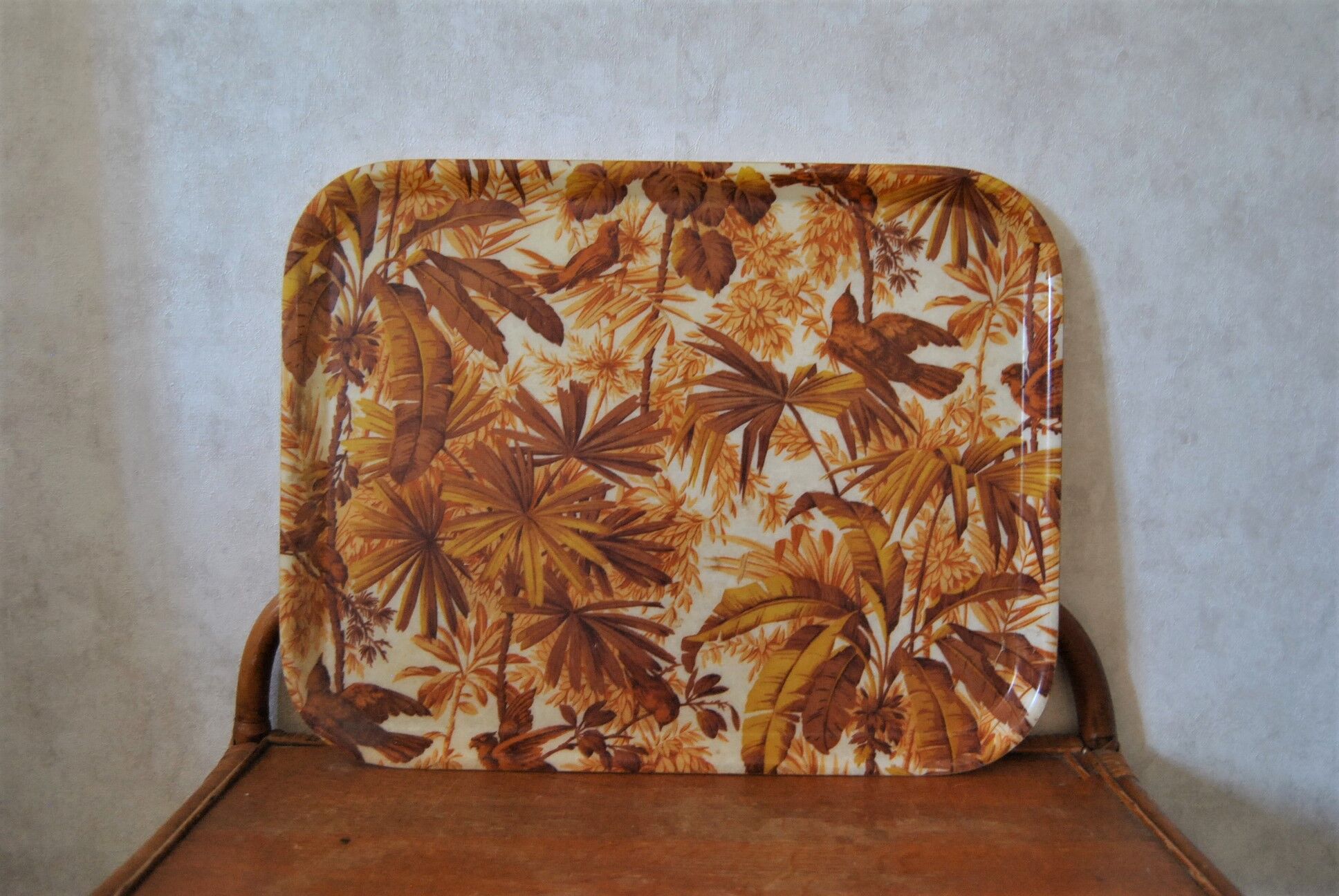 Tray with foliage decoration - 70s - authentic vintage