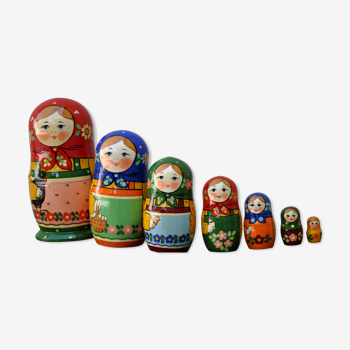 Matriochka giggle russian dolls