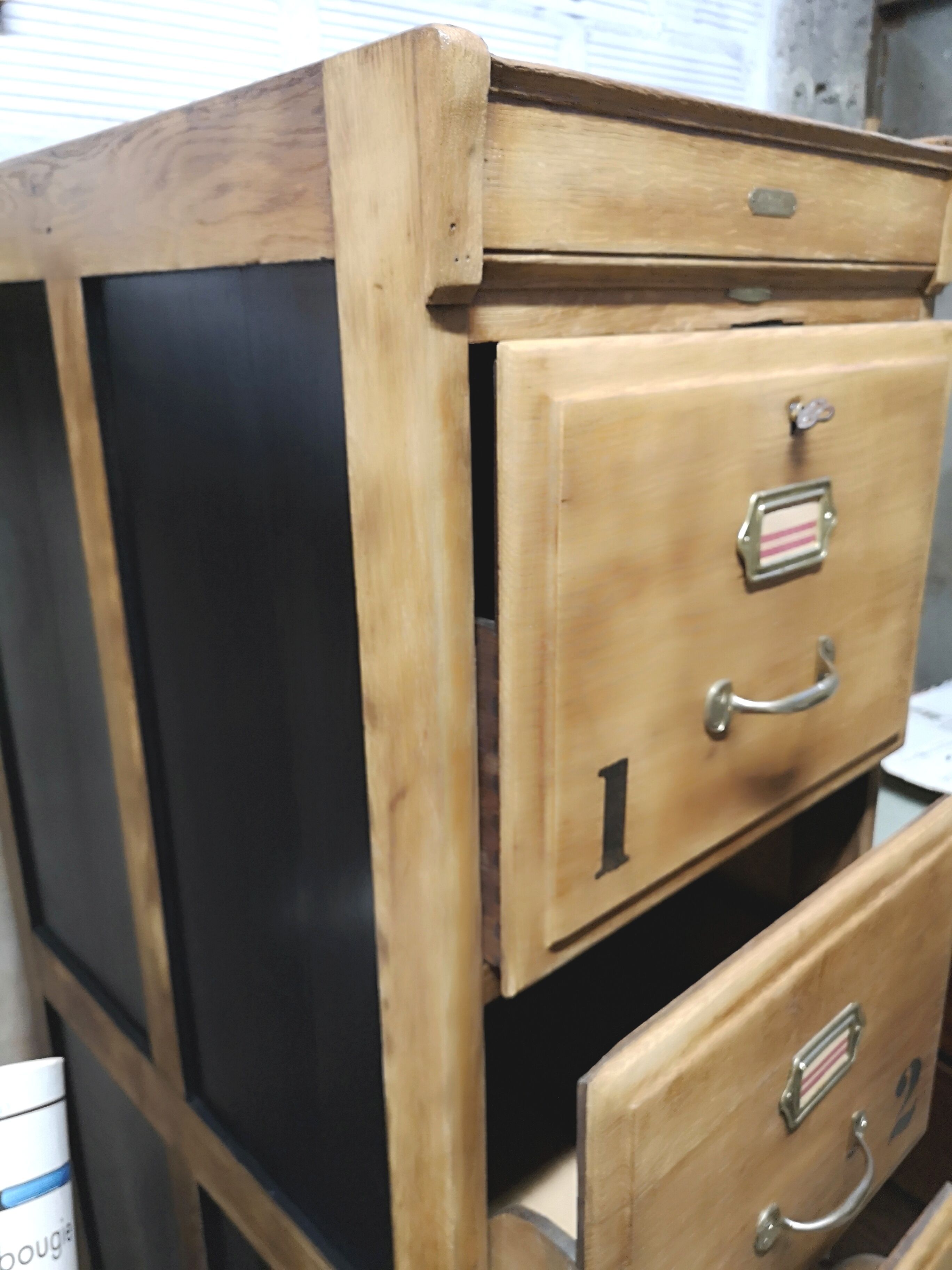 Notary furniture