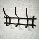 Wall coat rack in curved wood