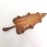 Top basket in vintage wood leaf shape