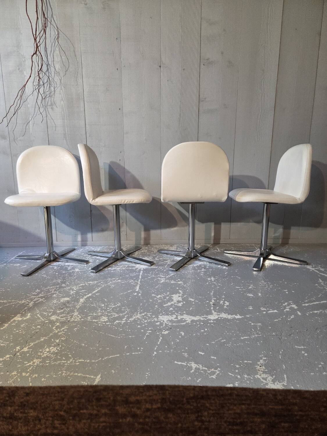 Chaises pivotantes skai blanc