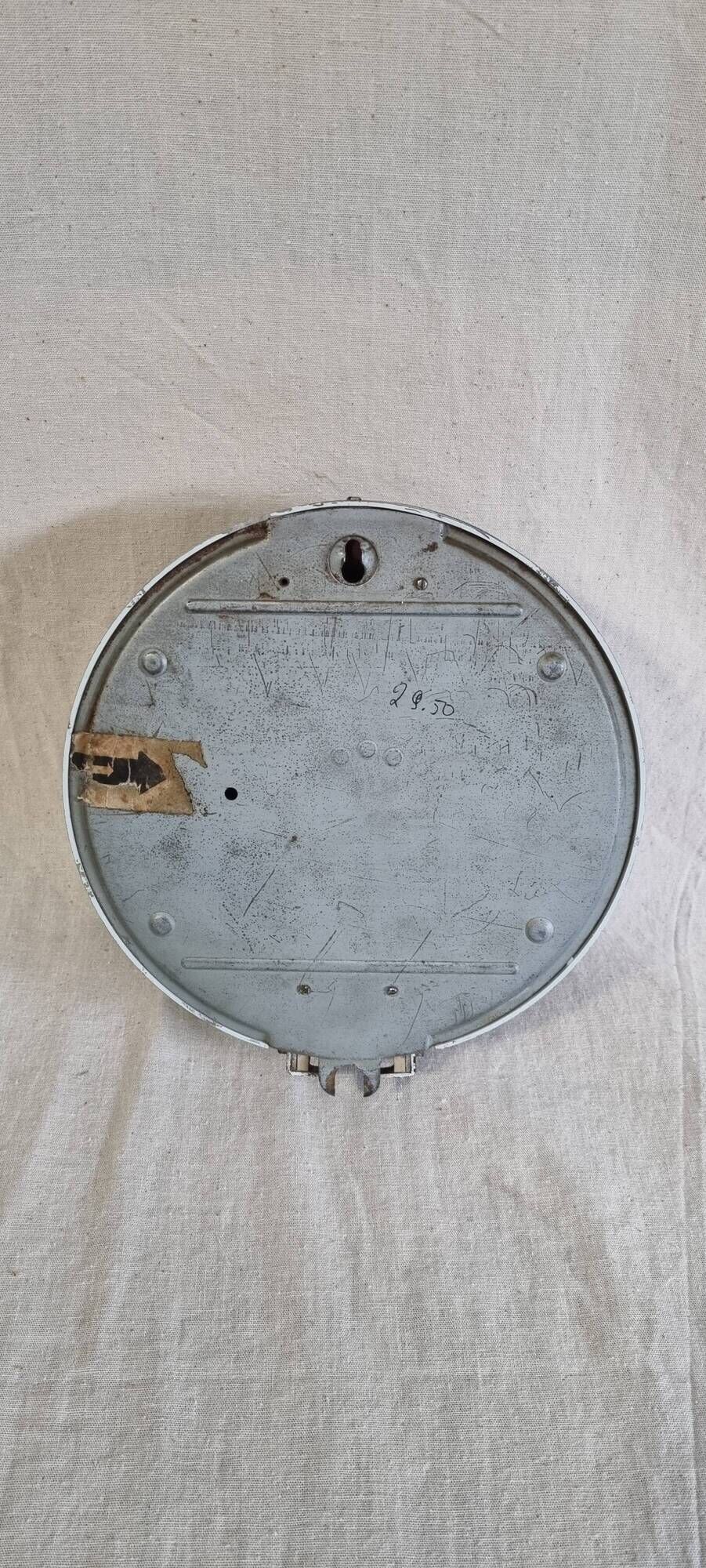 Wall scale