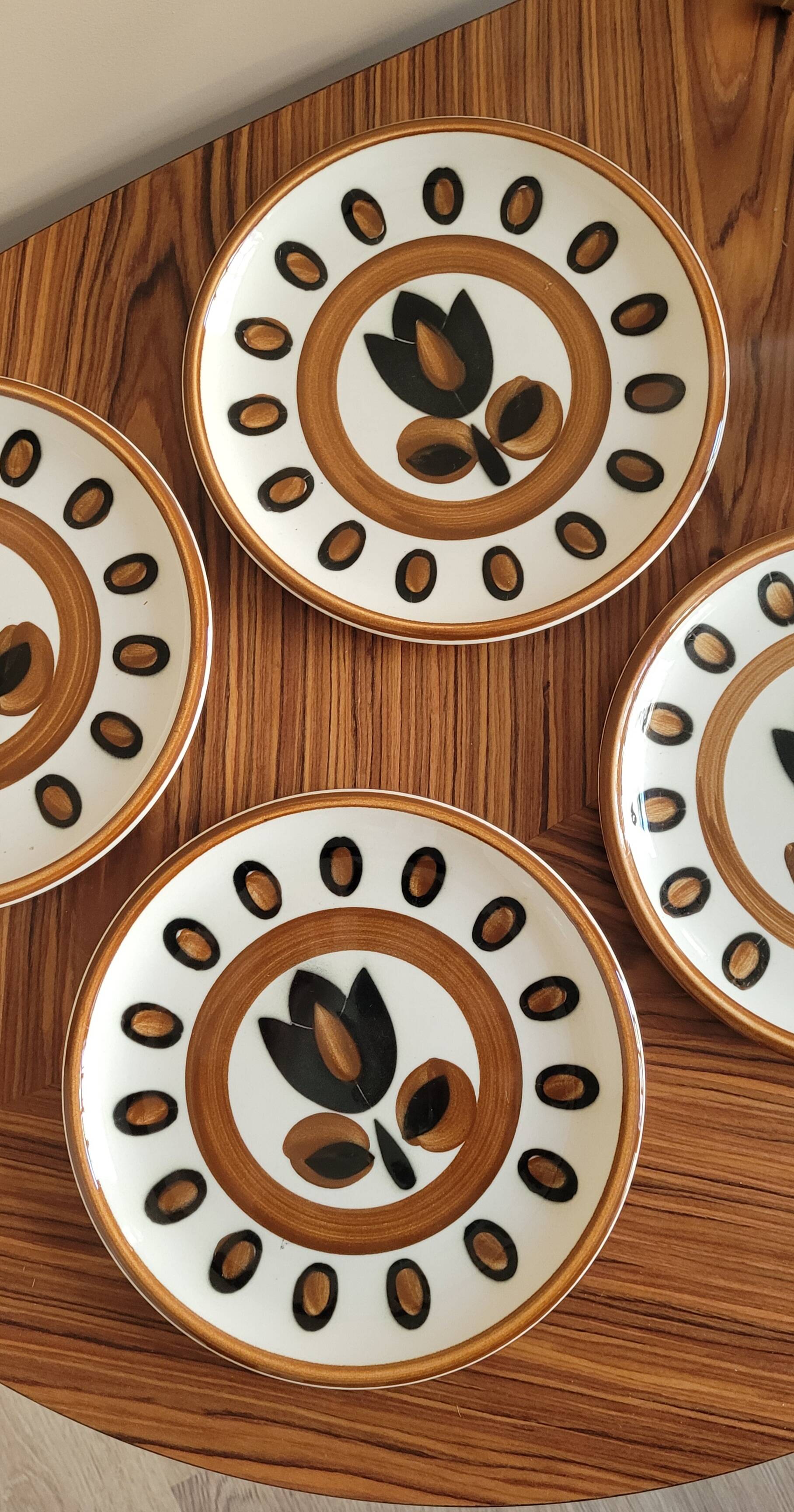 Set of 4 Kimono Boch plates