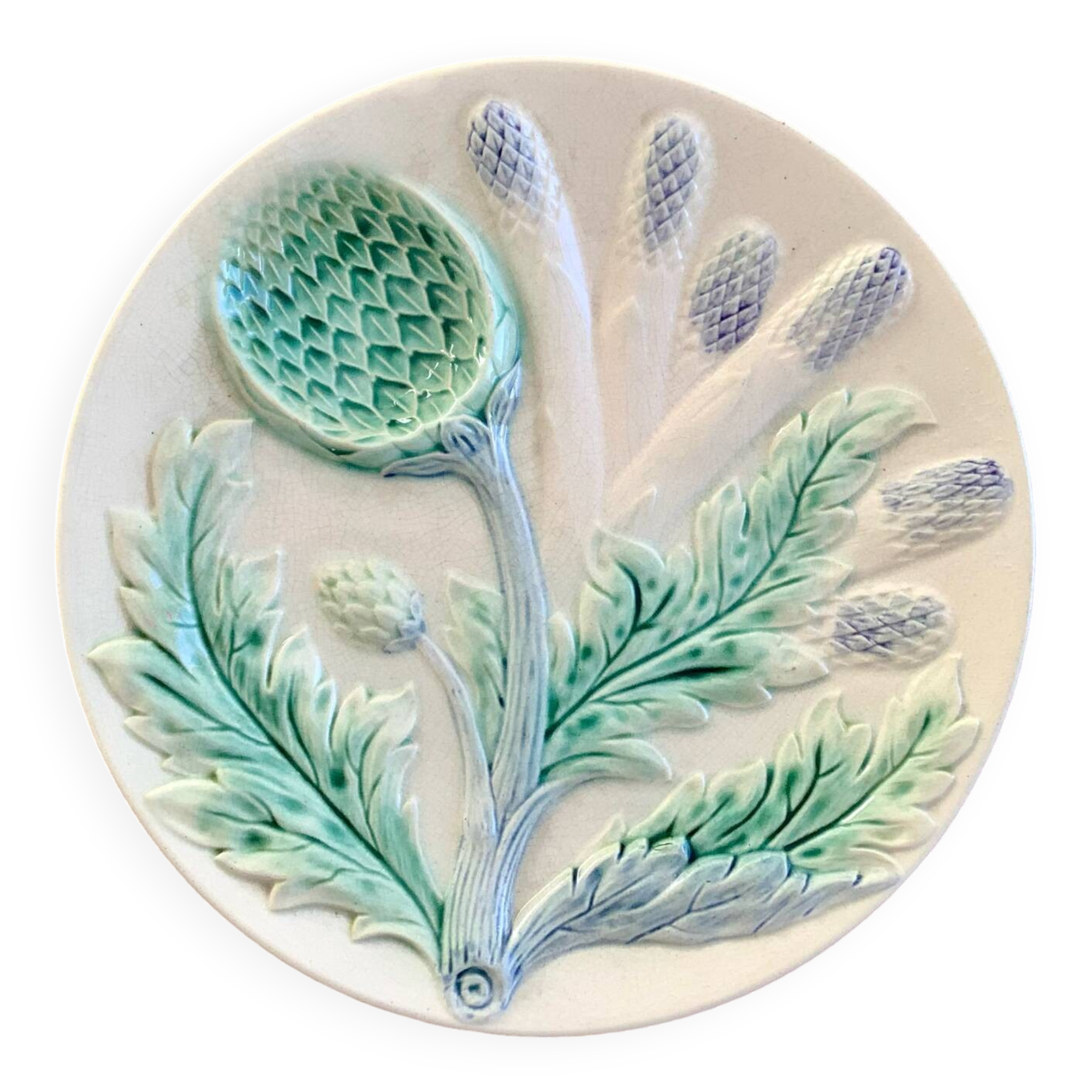 Plate of adparagus artichoke in barbotine