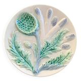 Plate of adparagus artichoke in barbotine