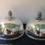 Paire de cloches de service argentée Louis XVI
