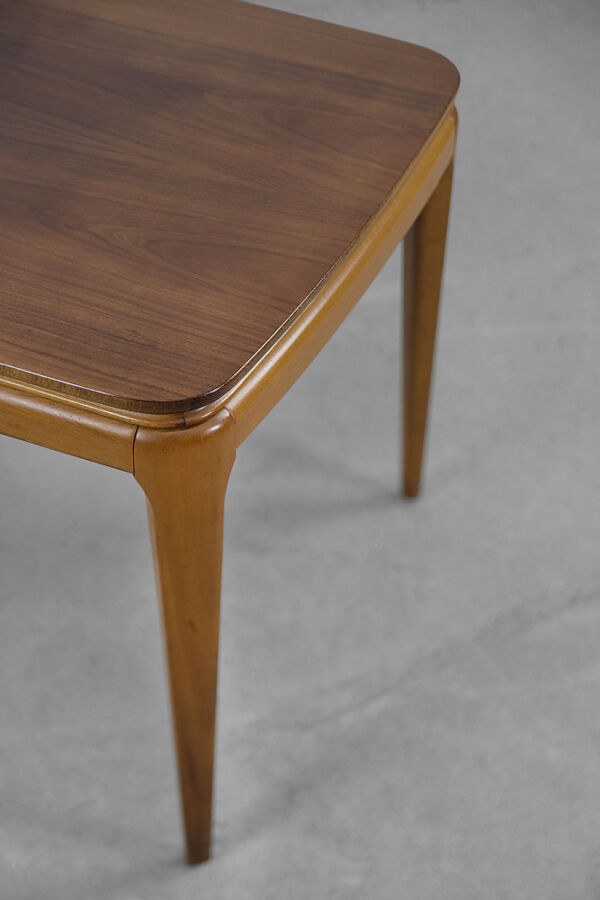 Table basse basse en bois de cerisier, années 1950