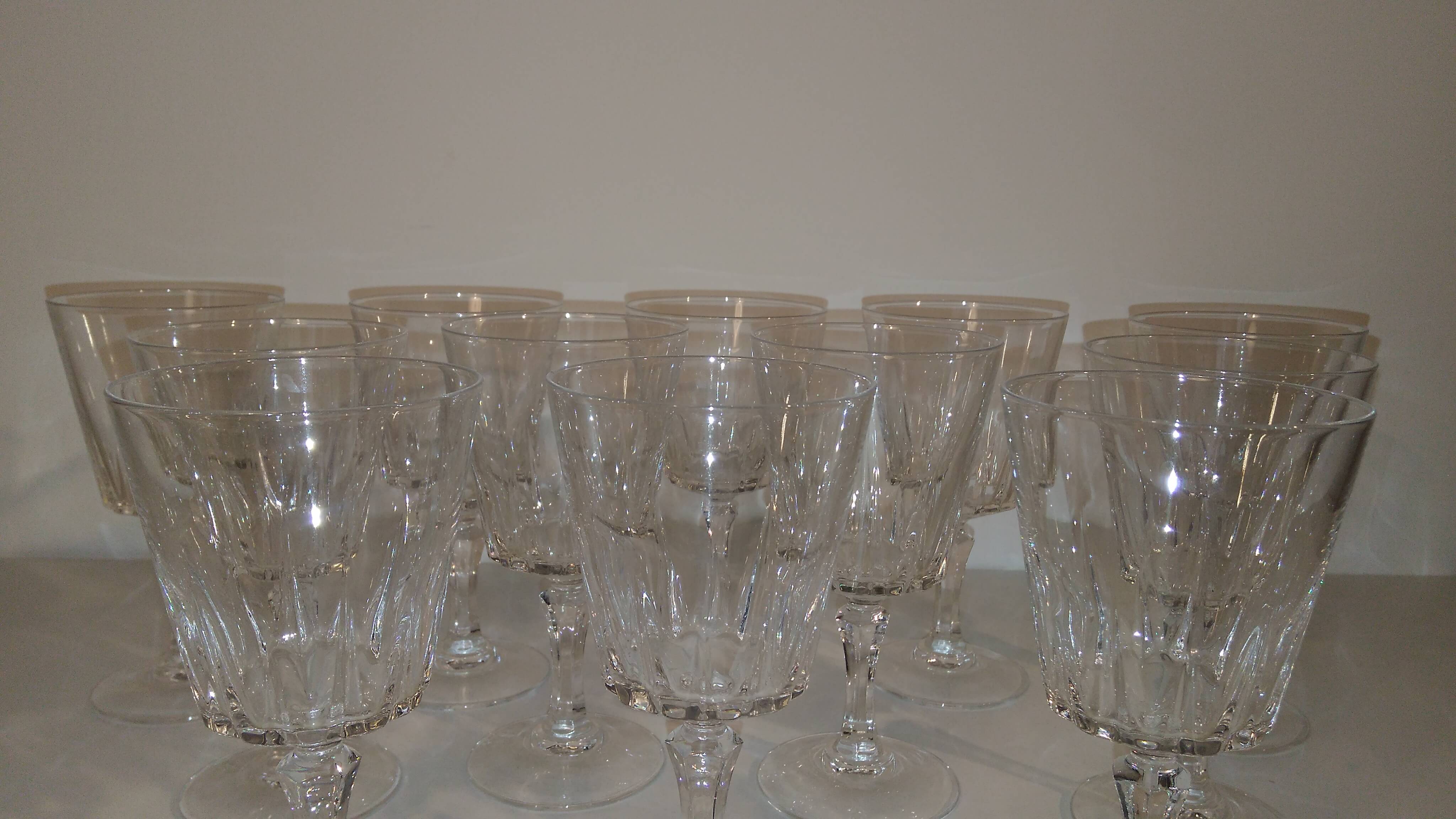 12 crystal wine glasses