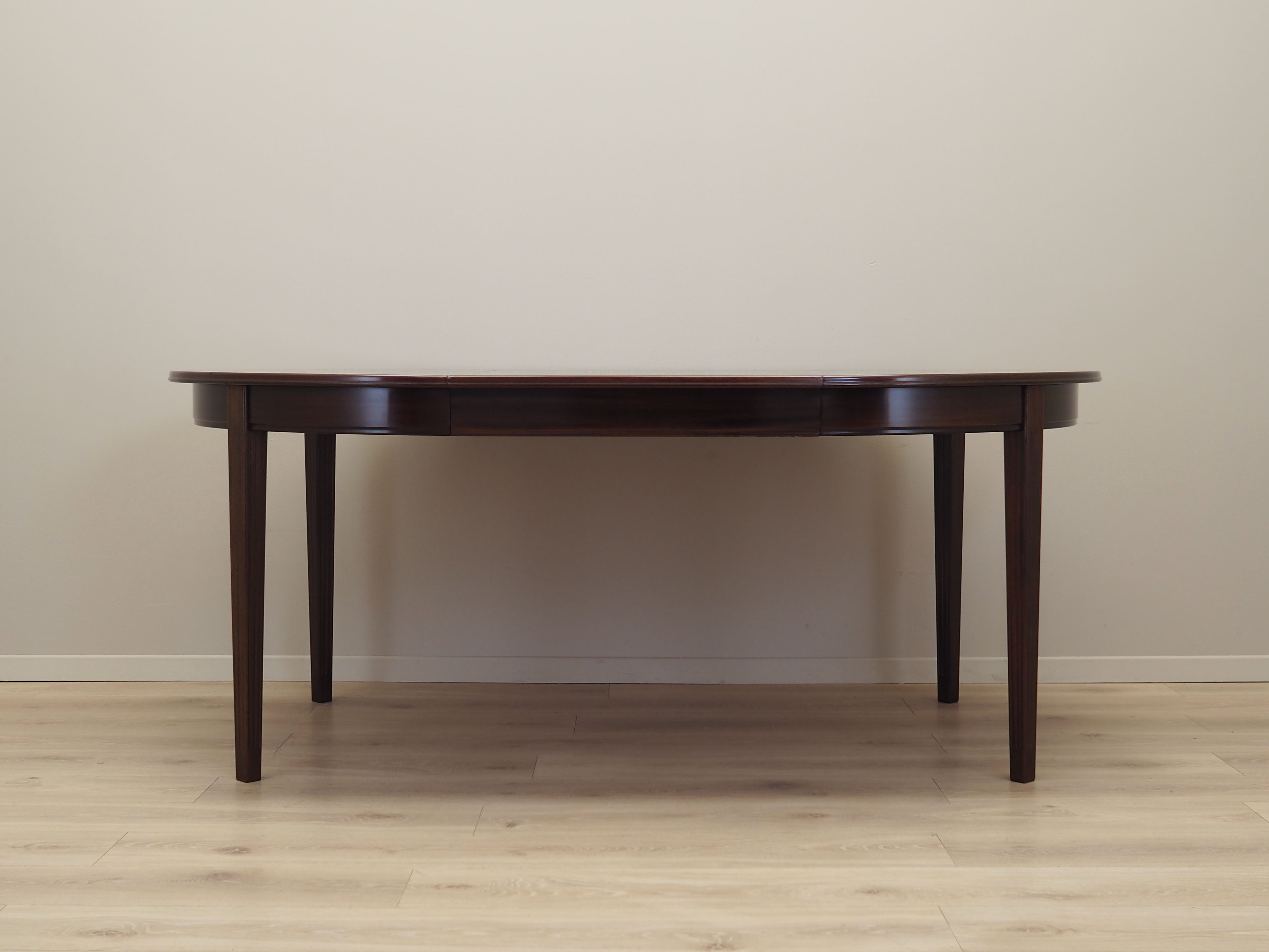 Round mahogany table, Danish design, 1970s, production: Denmark