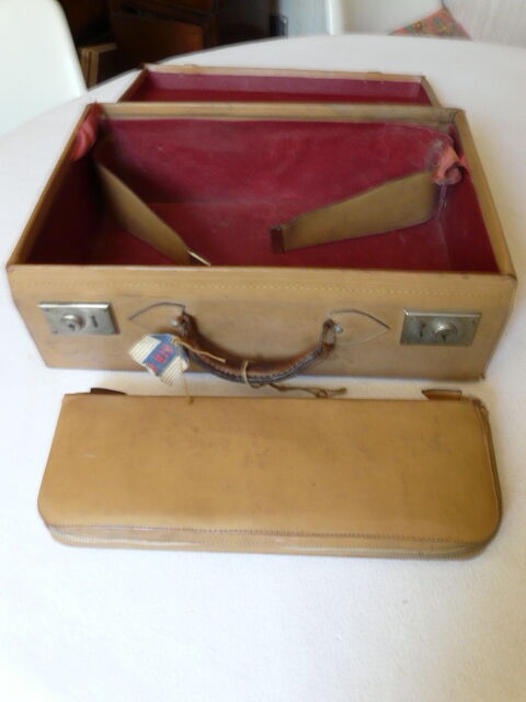 Suitcase leather monogrammed MB