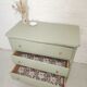 Commode vintage vert amande