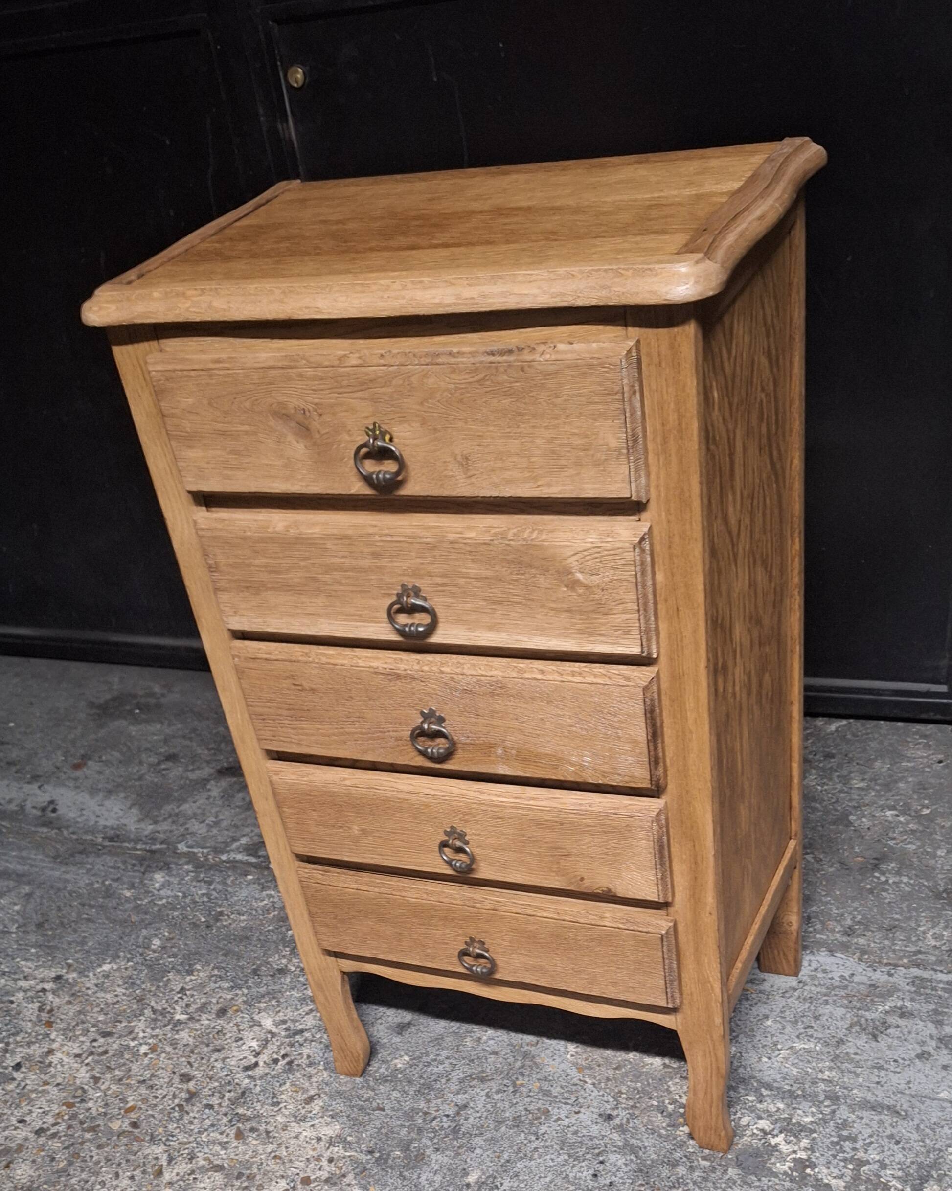 Chiffonnier en chêne 5 tiroirs