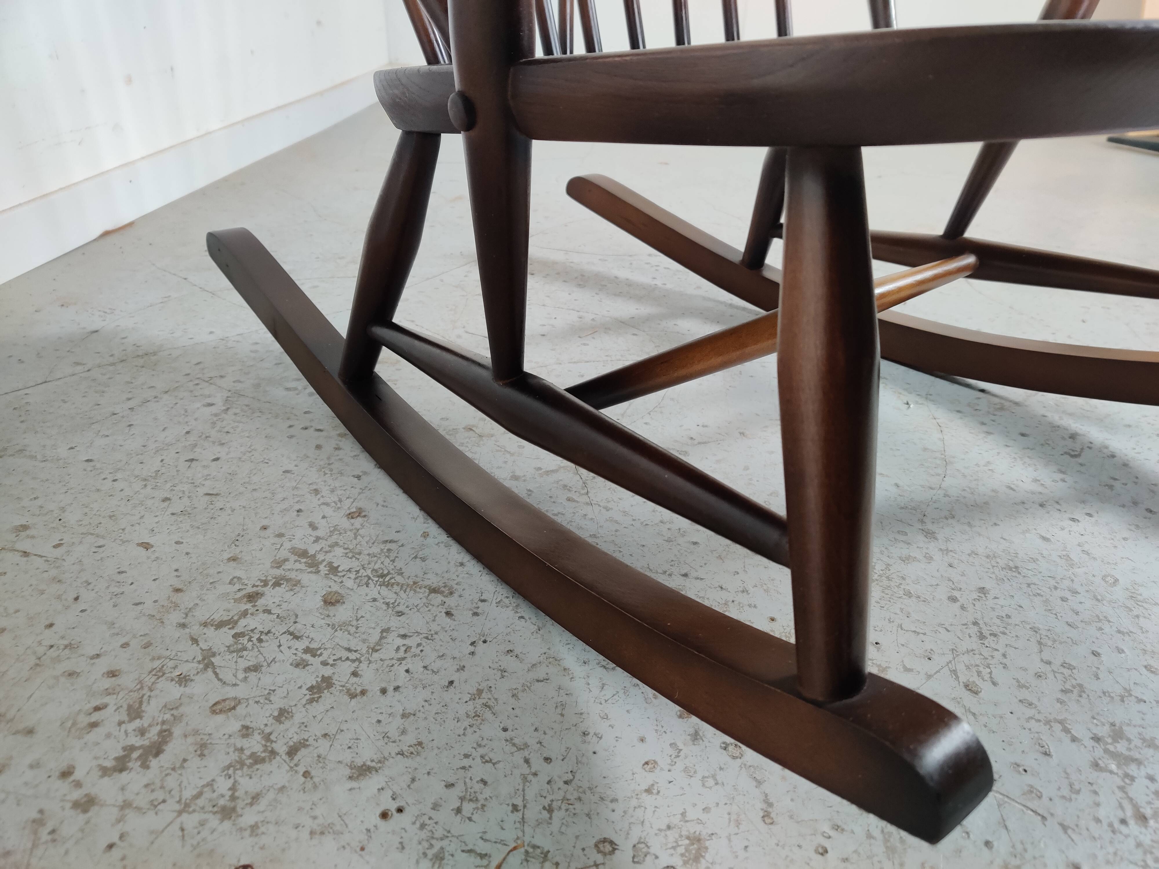 Rocking chair Ercol, England 1960s