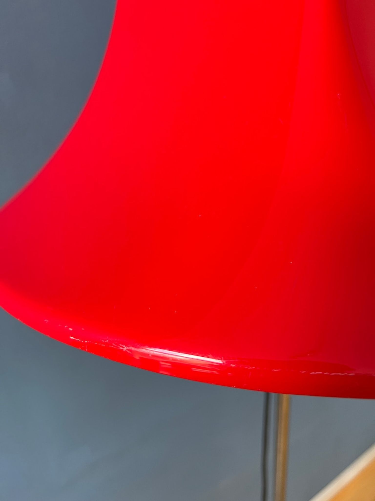 Lampadaire rouge Willem Hagoort