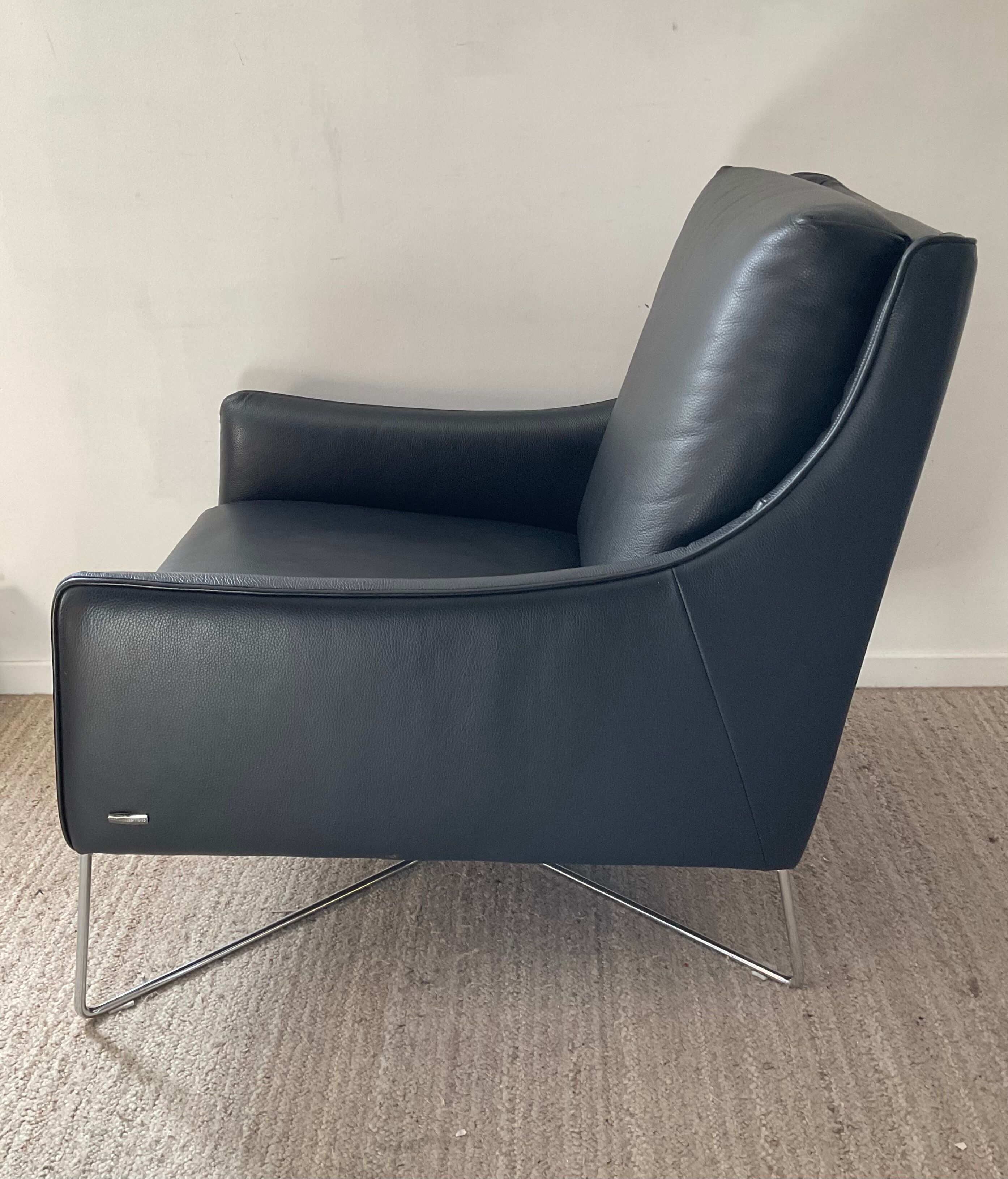 Leather armchair Natuzzi editions Italy