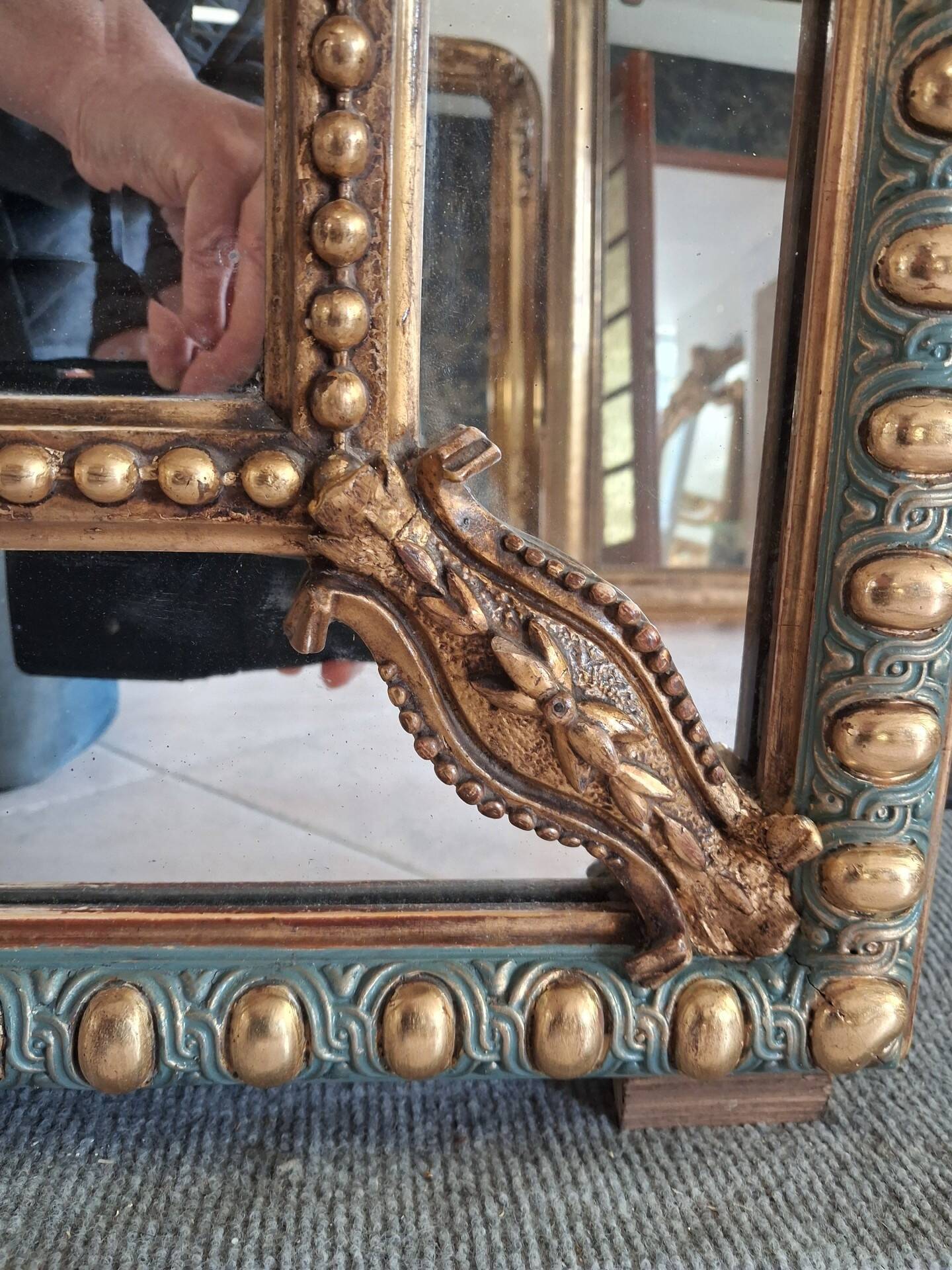 Mirror with shutters 144x83