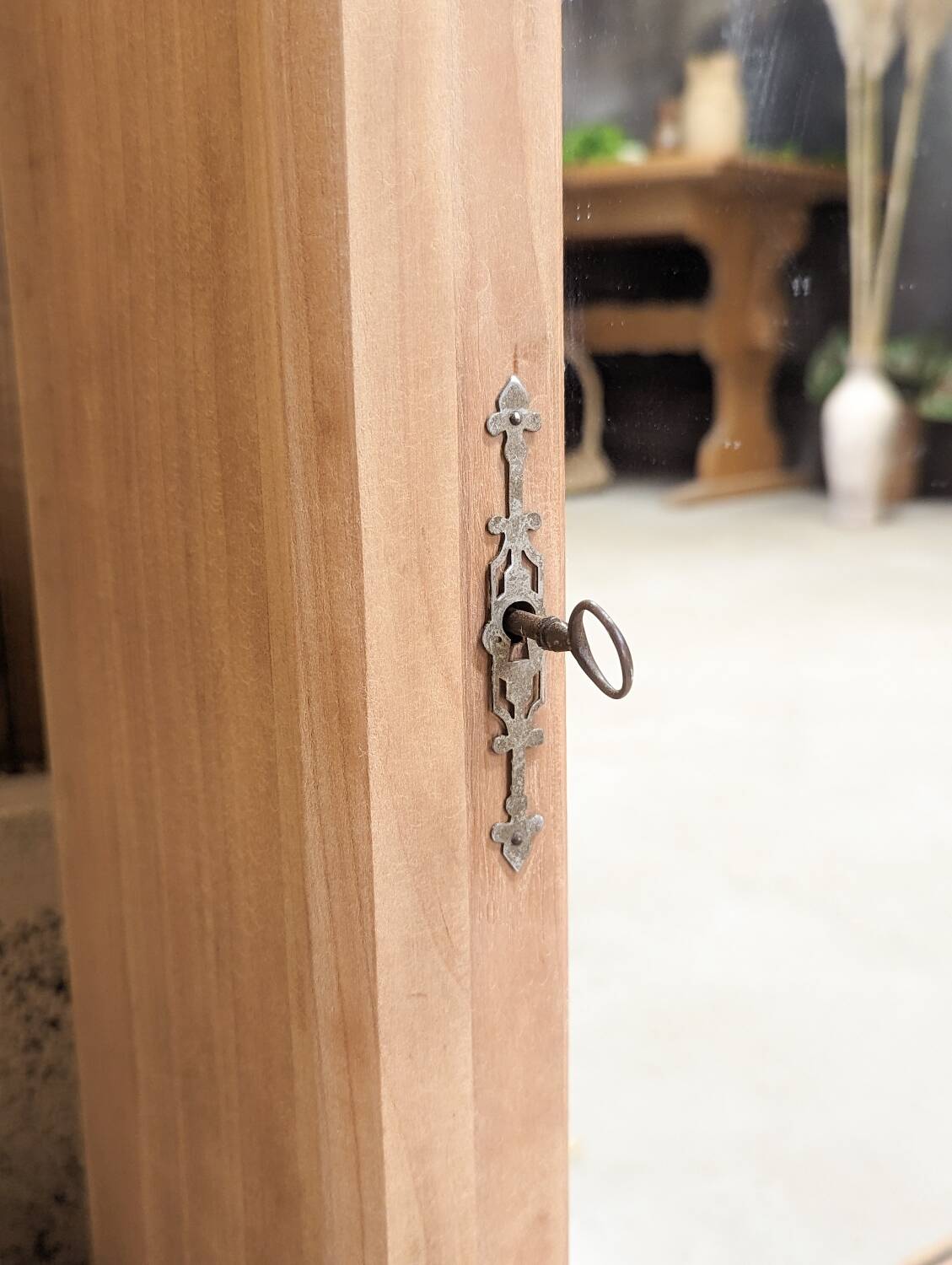 Petite armoire miniature