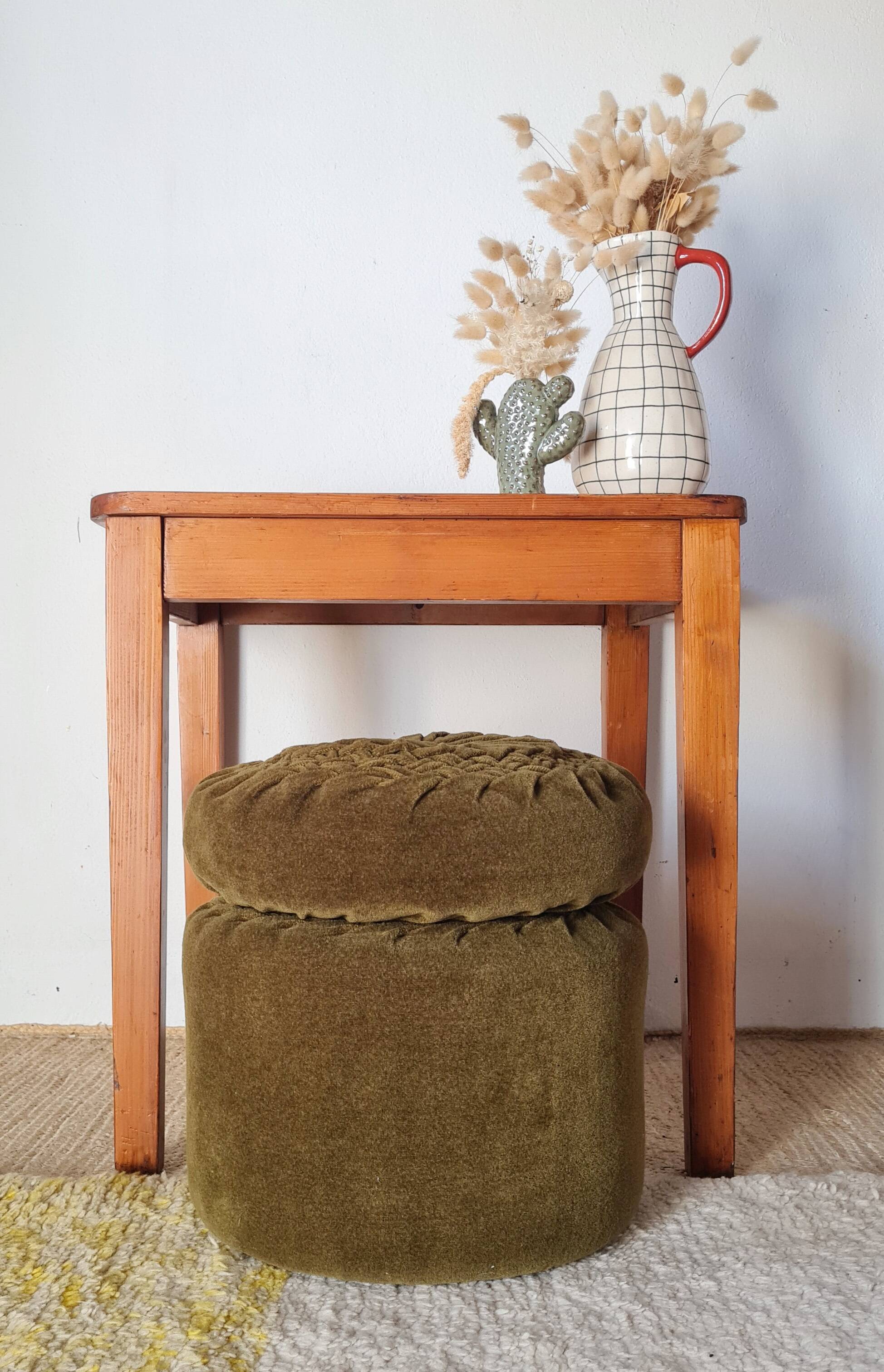 Petite table ou bout de canapé en bois