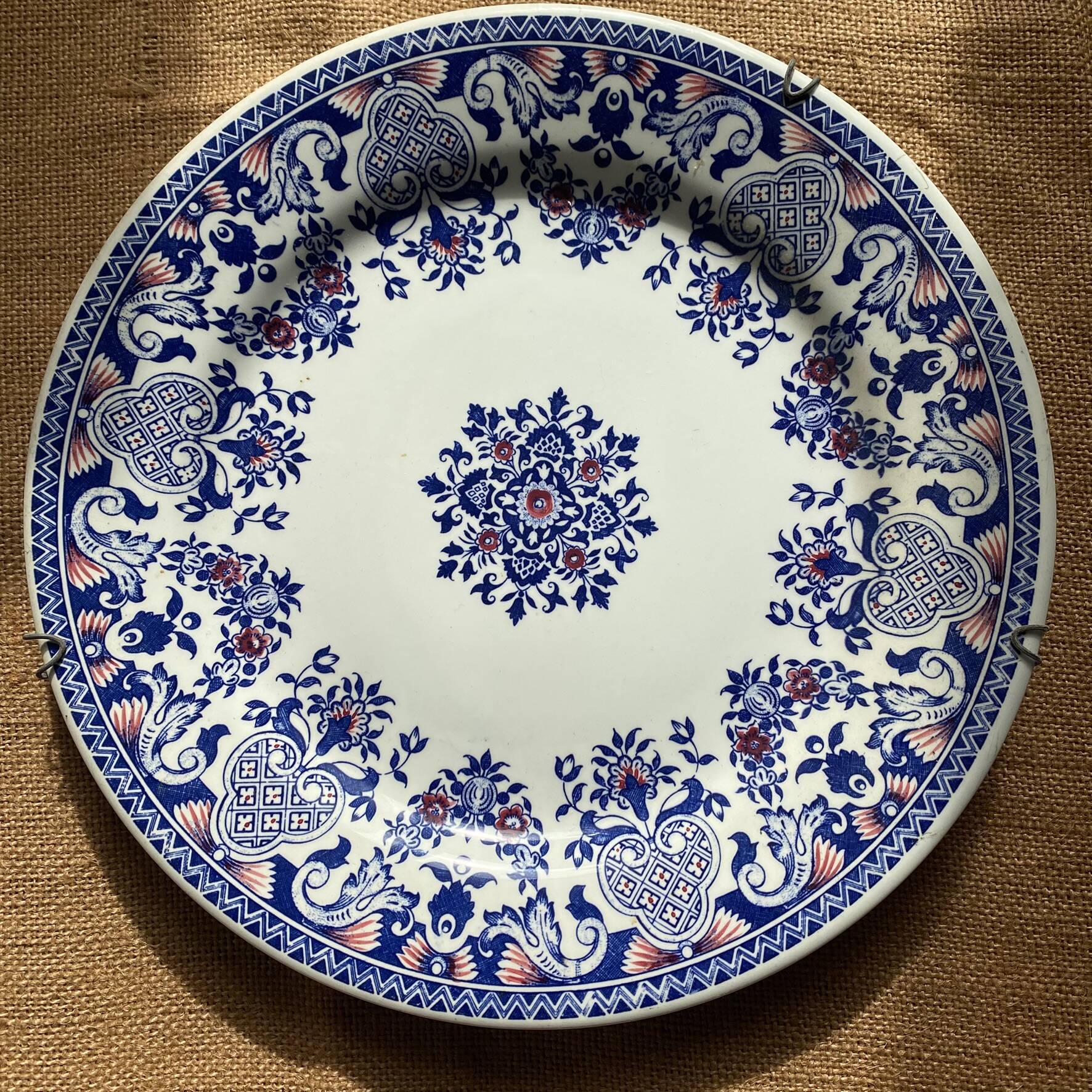 Flat plates Gien Renaissance, wall decoration