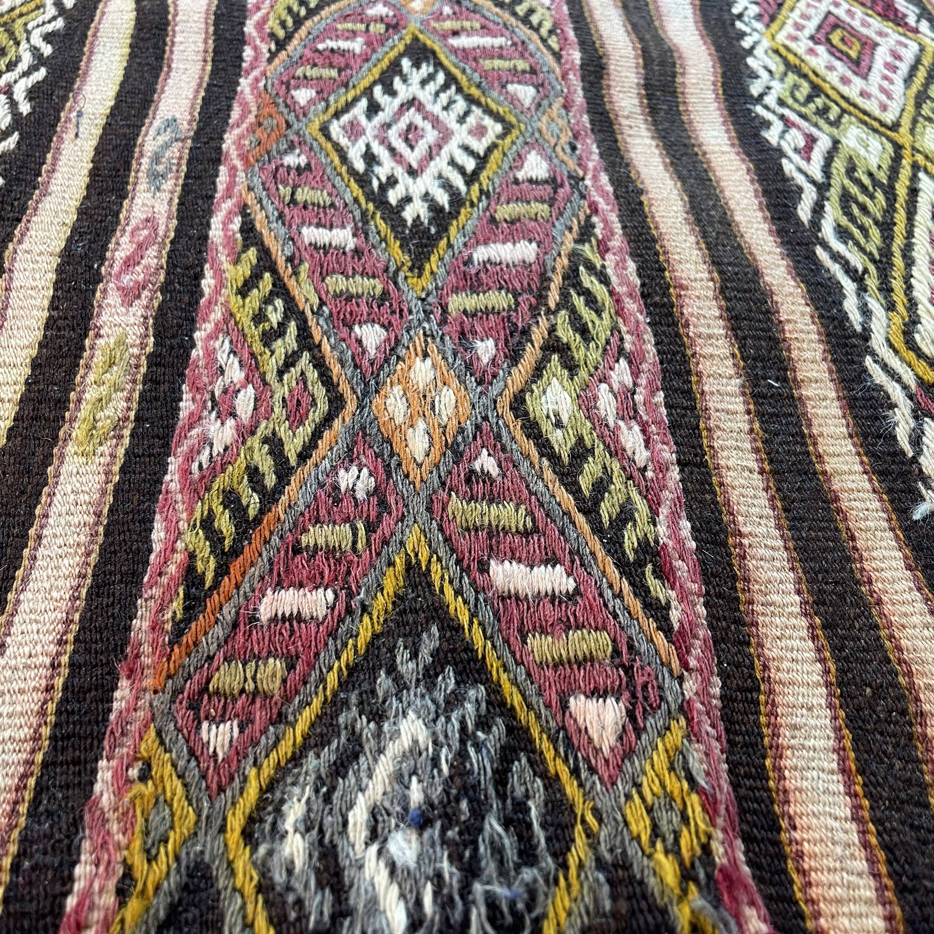 Vintage turkish kilim rug , 100 x 63 cm