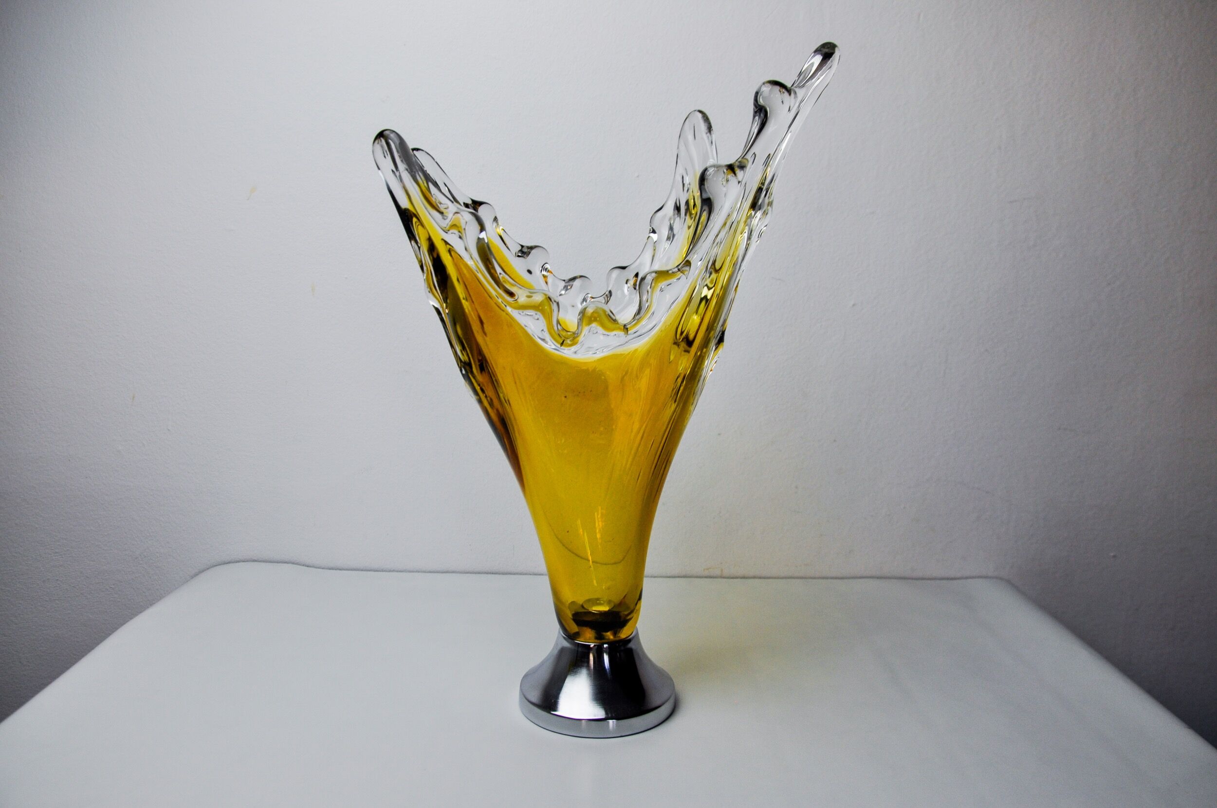 Sommerso vase by seguso in yellow murano glass, Italy, 1970