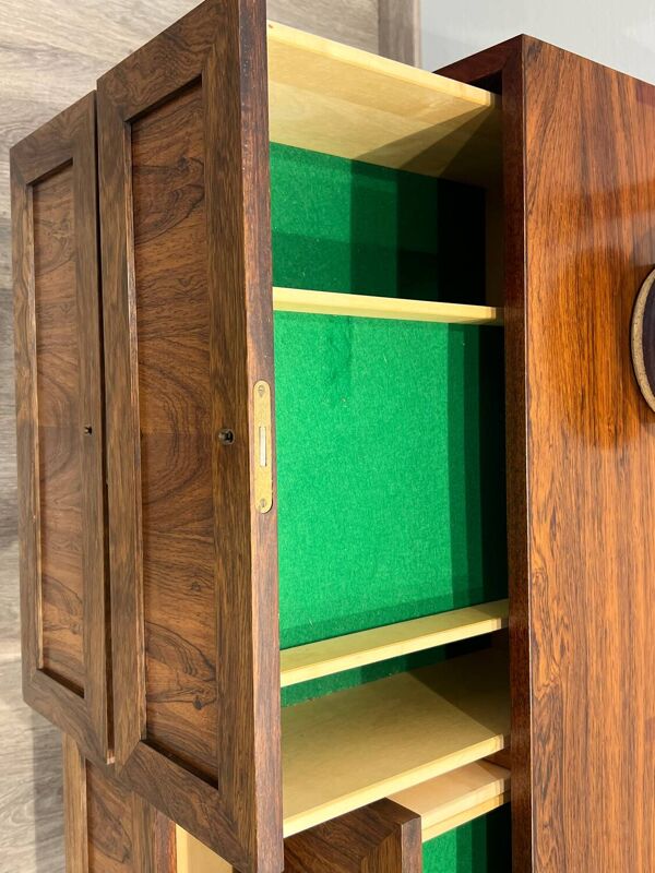 Meuble bas scandinave en palissandre de Rio