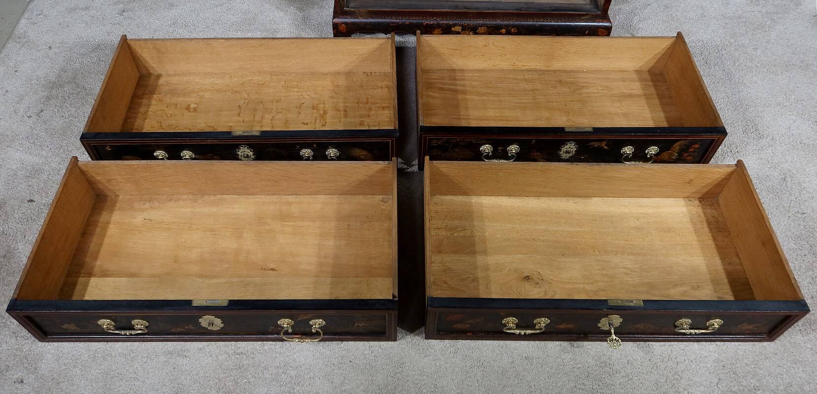 Chinese Cabinet in Lacquered Wood and Painted Wood – Early 20th Century