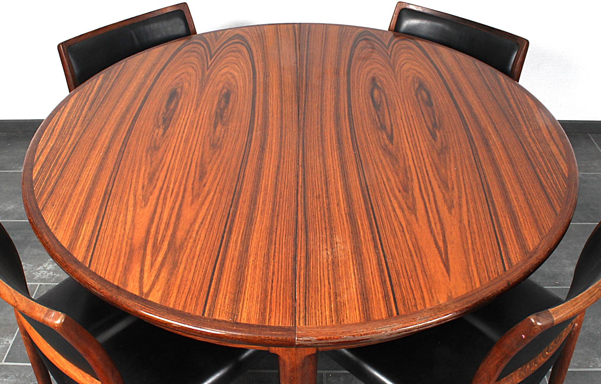 Table et chaises en palissandre Møller modèle 80 par Niels Otto (NO) Møller pour JL Møllers, années 1960, ensemble de 5.