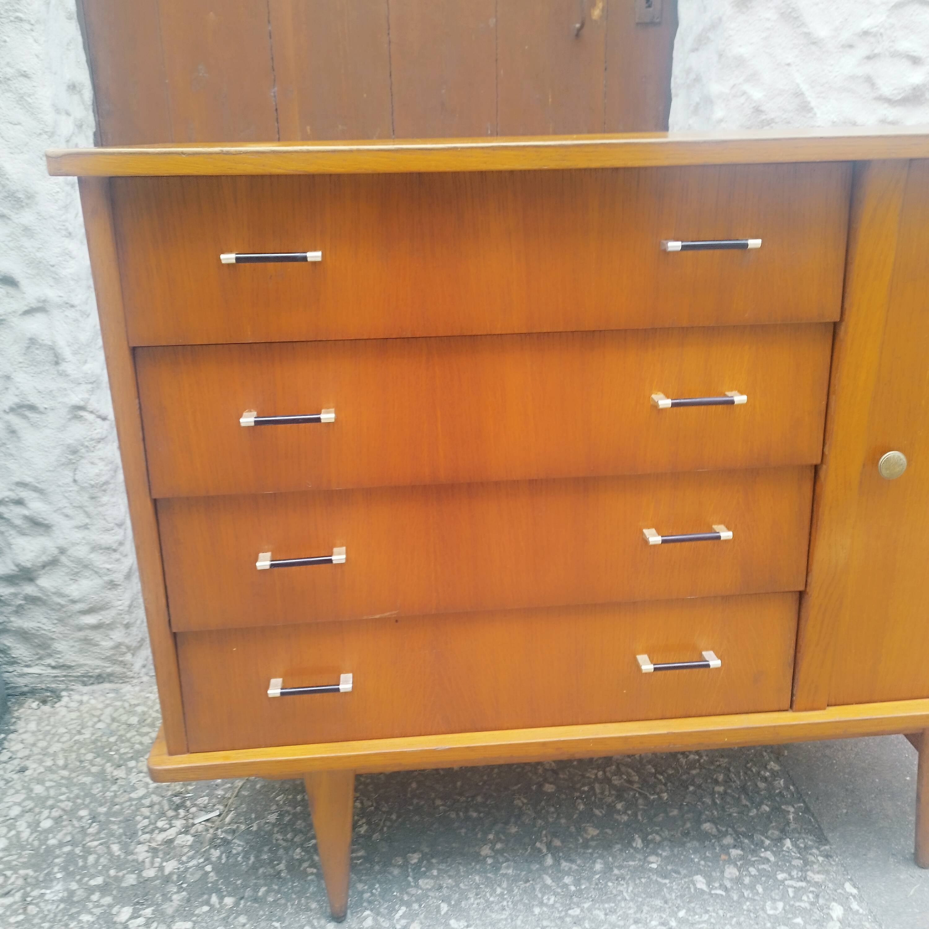 Commode vintage