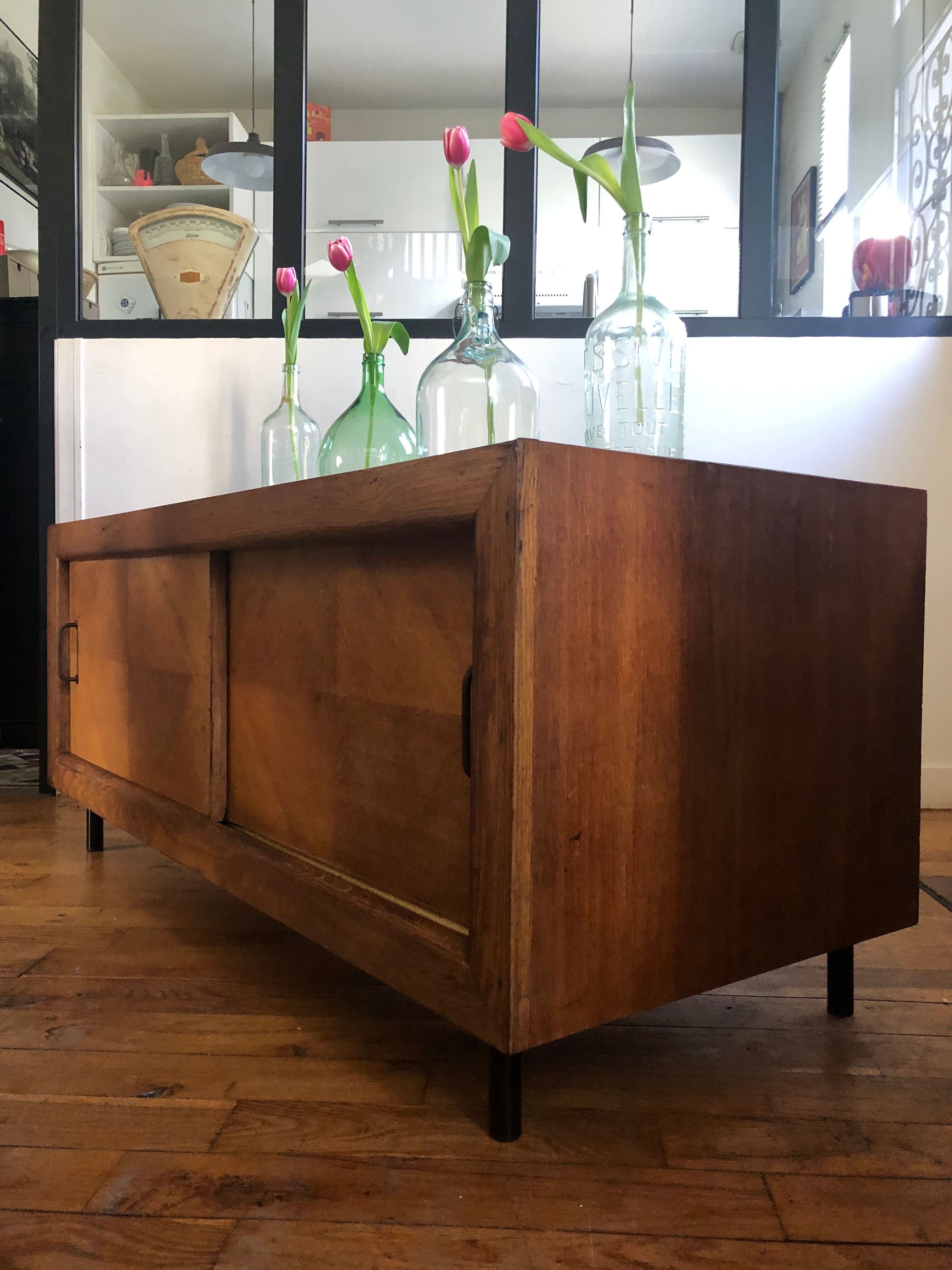 SIdeboard 60s