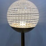 Globe lamppost
