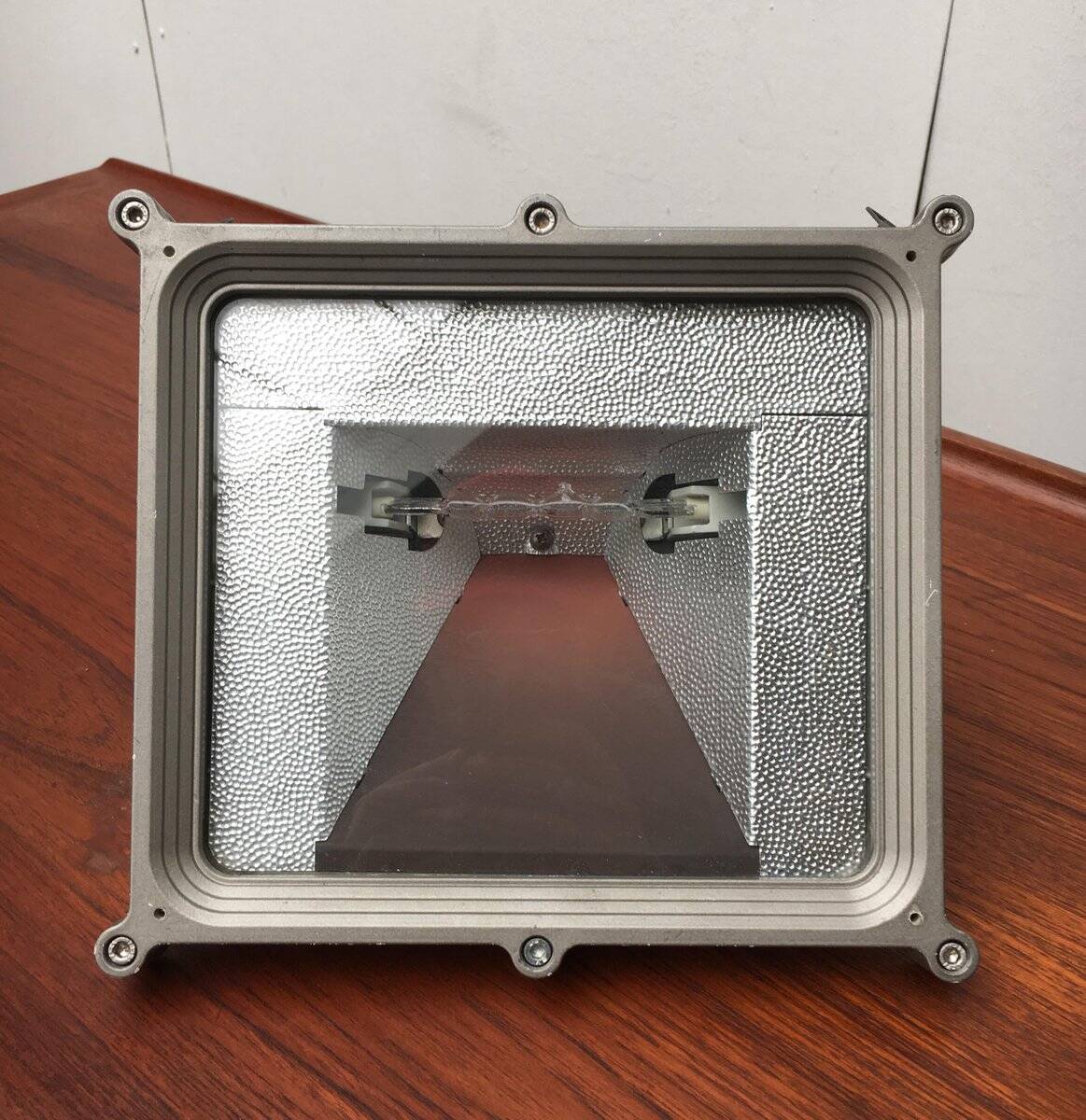 Italian vintage wall sconces Lingotto by Renzo Piano for iGuzzini, set of 2