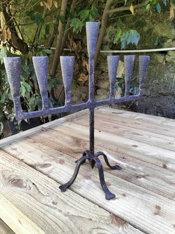 Bougeoir brutalise en fer forgé