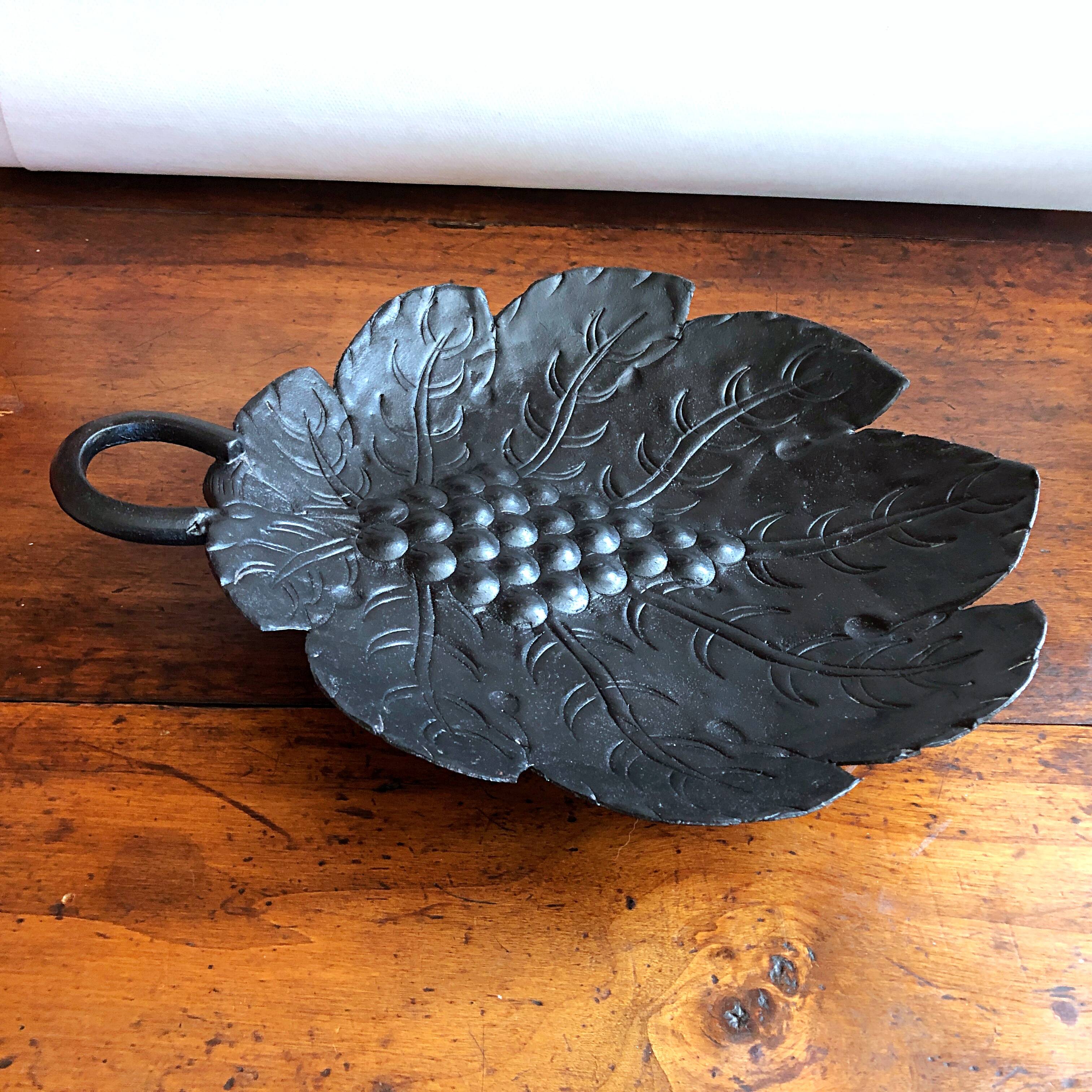 Artisanal embossed metal tripod dish