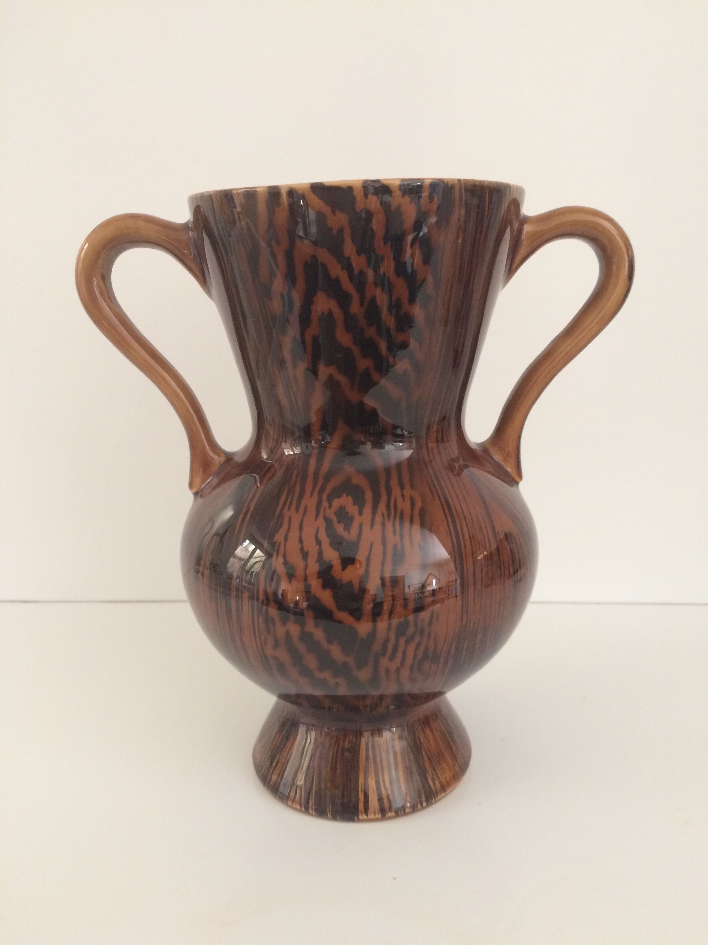Vintage vase Sarreguemines mahogany model
